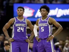 LOL客户端下载-萨克拉门托国王窗口期门线救险，志在社区盾名次提升，球迷炸锅，球探报告显示潜力(津门虎中锋新援锁定波兰联赛金靴)